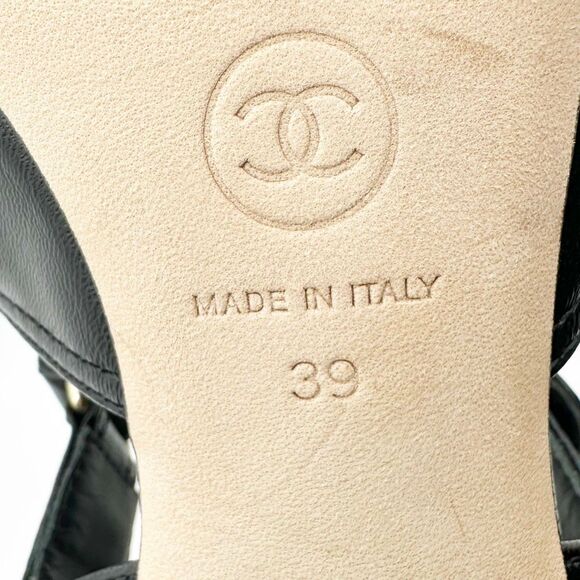 CHANEL 2021 Turnlock Black Slingback Heels Size 39 Interlocking CC Logo Sandals - Picture 13 of 14